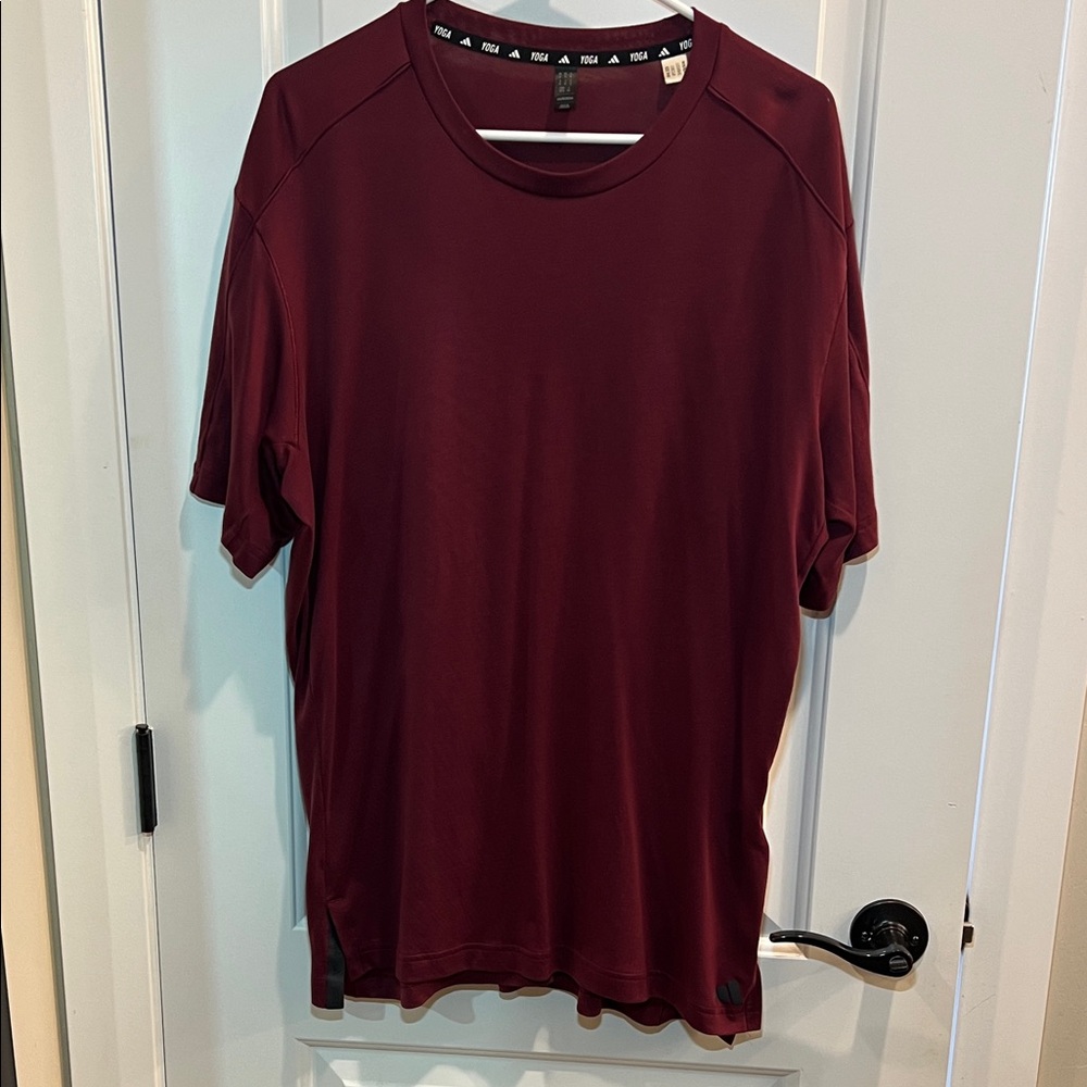 Adidas Men’s Maroon Yoga Tee Short Sleeve Performance Shirt Size XL